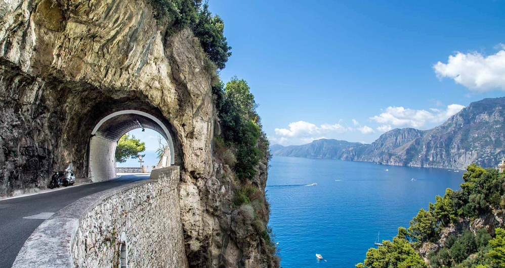 Visit Costiera Amalfitana: il paradiso in meno di 50 kilometri di costa